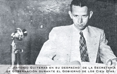 foto de Paco Ignacio Taibo II en la Casa de las Americas de La Habana