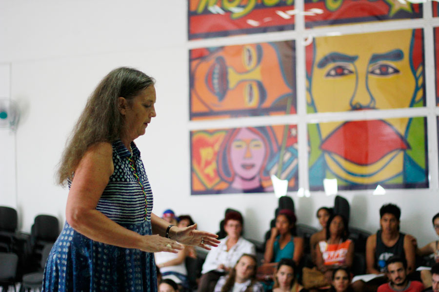 Julia Varley durante la visita a Cuba del Odin Teatret