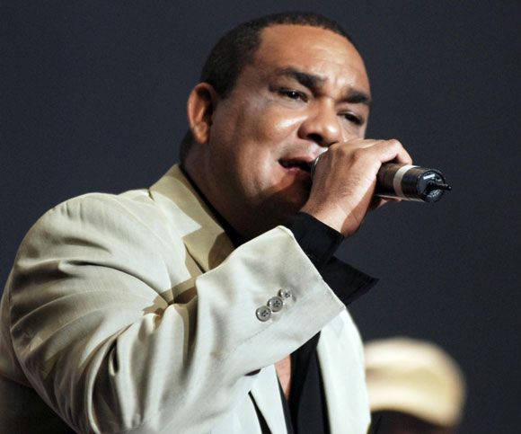 foto del cantante cubano Ángel Bonne
